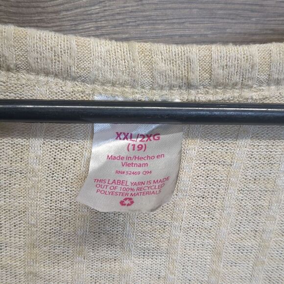 No Boundaries V-Neck Buttoned Top Women's Plus Size XXL - Picture 4 of 6